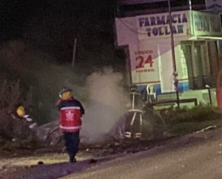 Detonan autos en el Cereso de Tula, hidalgo para liberar a nueve reos