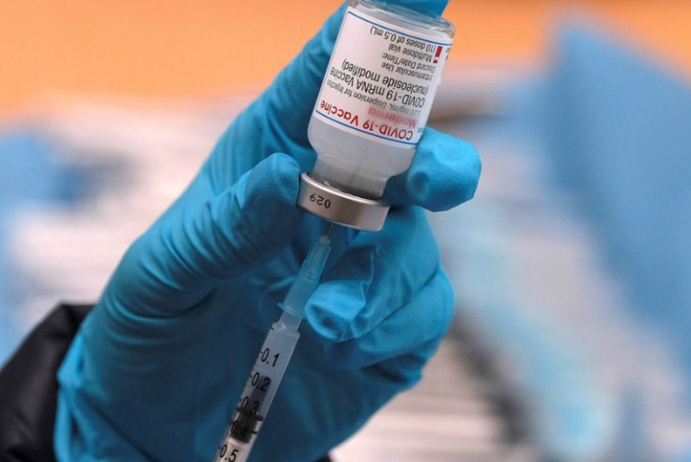 Sudáfrica declara una cuarta ola de contagios COVID