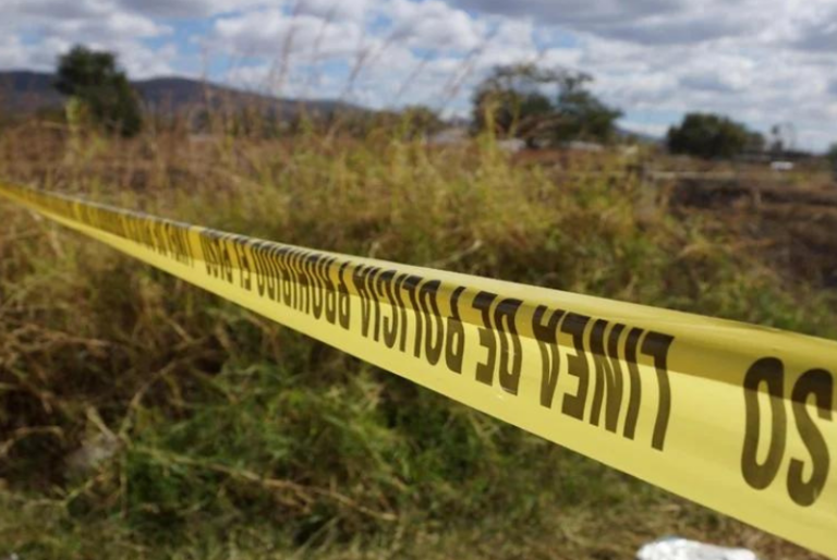 Dejan nueve cuerpos con huellas de tortura en autopista de Veracruz