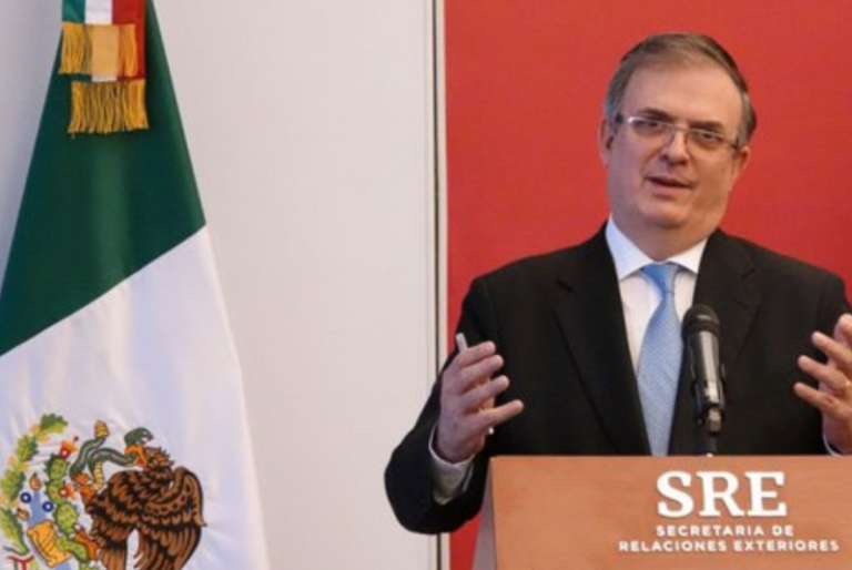 México trasladará a 32 familias al sur de Ucrania por crisis con Rusia: Ebrard