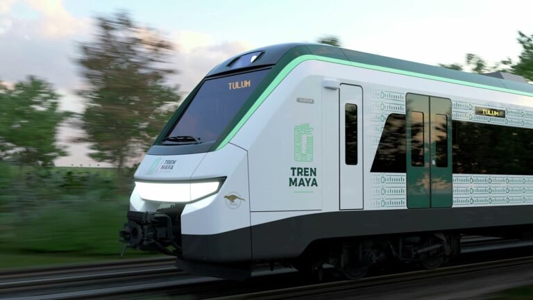 Nuevo tramo del Tren Maya no afectará cenotes en Tulum, asegura AMLO