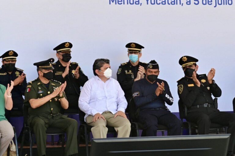 Profesionalización de los policías: se integran 116 miembros de la academia