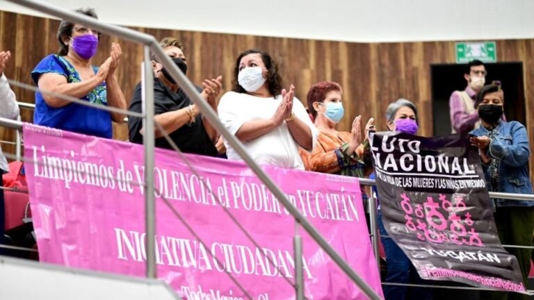 Vila premia a Chan Lugo, otro panista golpeador de mujeres
