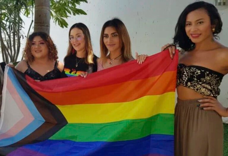 Yucatán: Mujeres trans obtienen acta de nacimiento con cambio de género