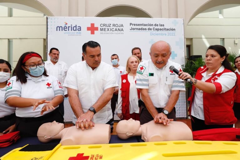 El Alcalde Renán Barrera promueve la capacitación en primeros auxilios