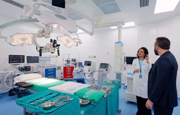 El Salvador estrena moderno Hospital Rosales con cirugía robótica y atención gratuita