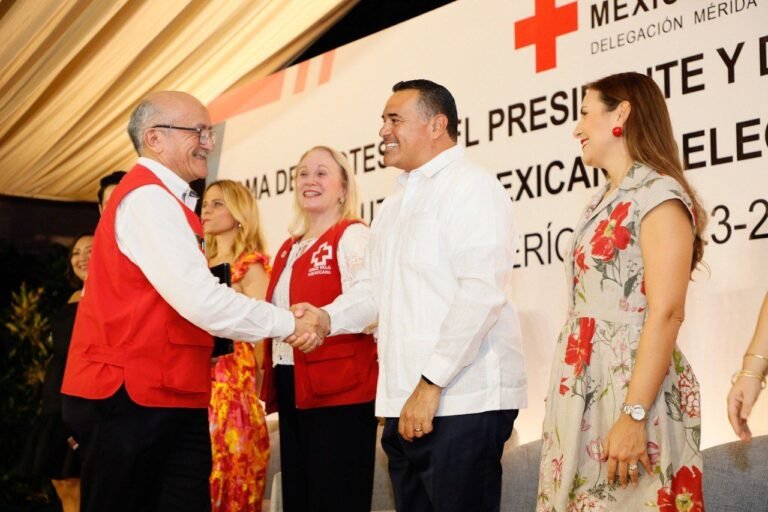 Renán Barrera Refuerza su Compromiso con la Cruz Roja Mexicana
